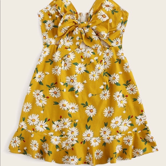 NWOT SHEIN Bow Front Ruffle Hem Floral Dress MED - Picture 2 of 5